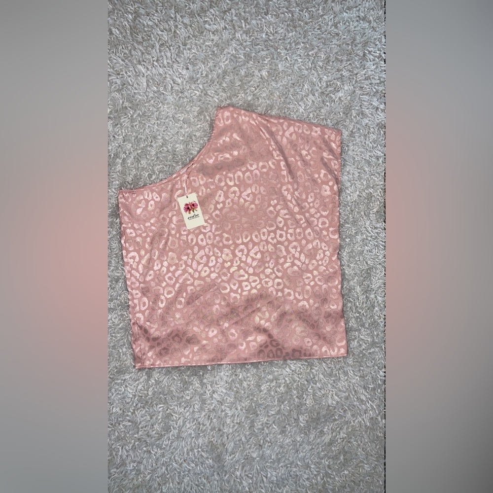 Never worn